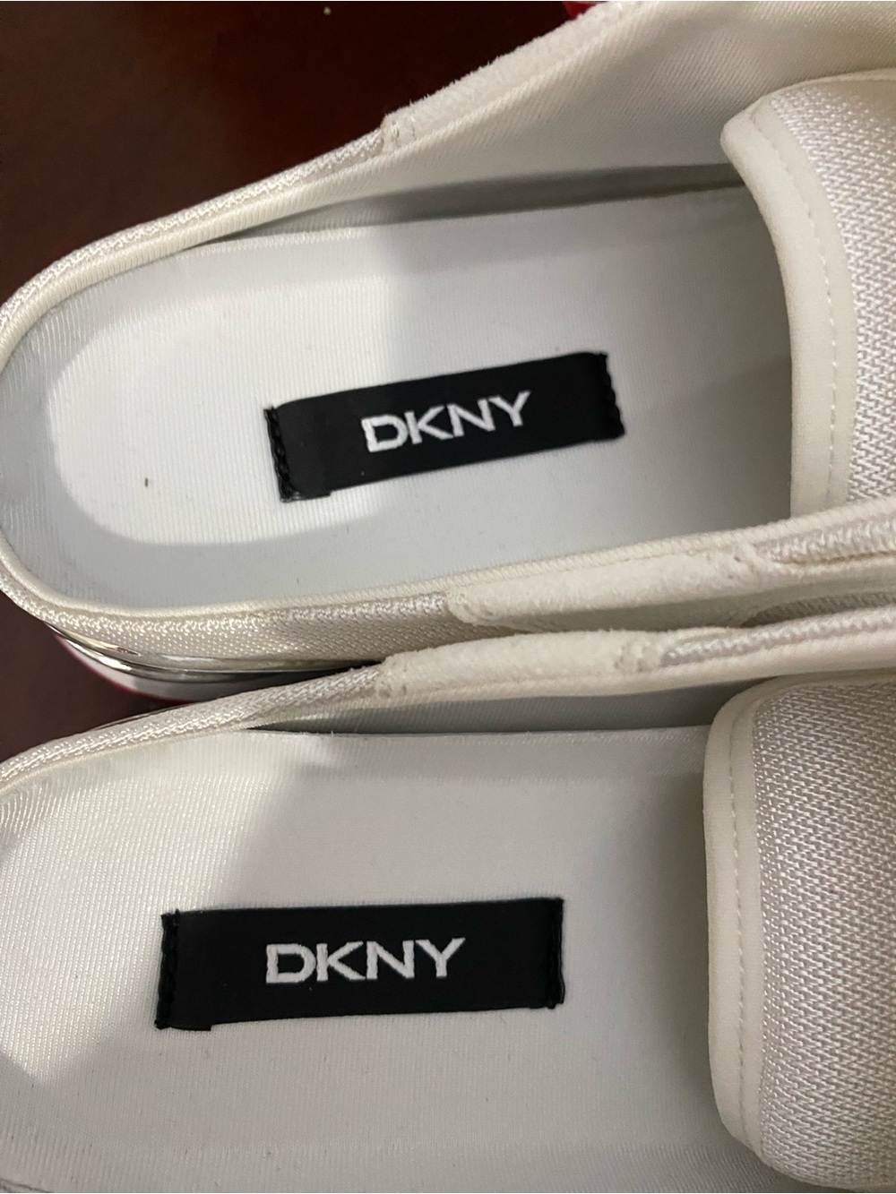DKNY White Slip-On Mules with Red Logo and Pink Accent - Picture 6 of 12